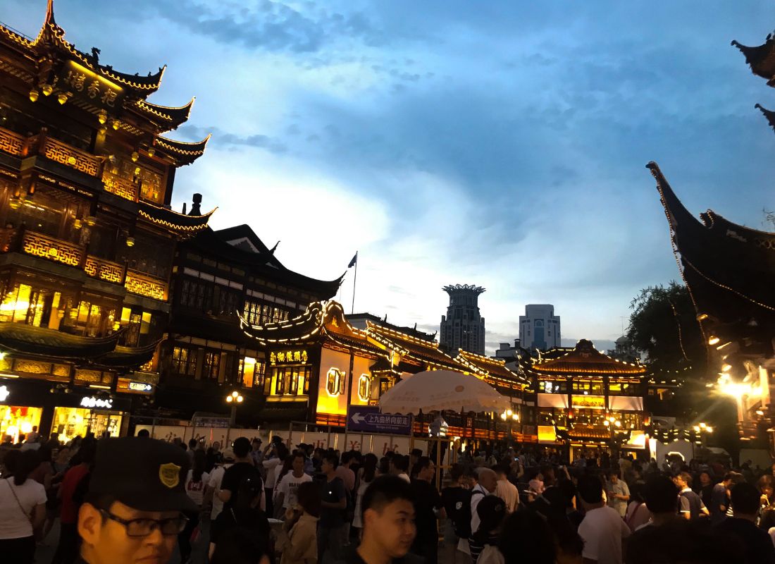 Yuyuan Gardens, Shanghai. china travel guide